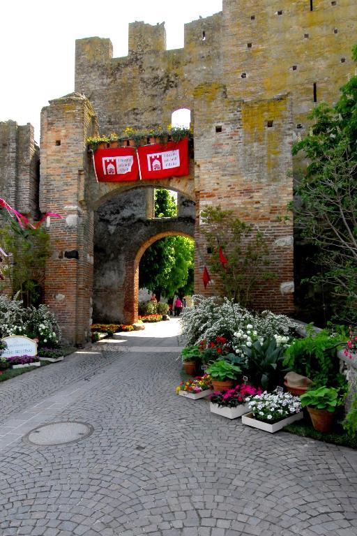 Appartamento Antica Dimora dell'Ortolano Castellaro  Esterno foto